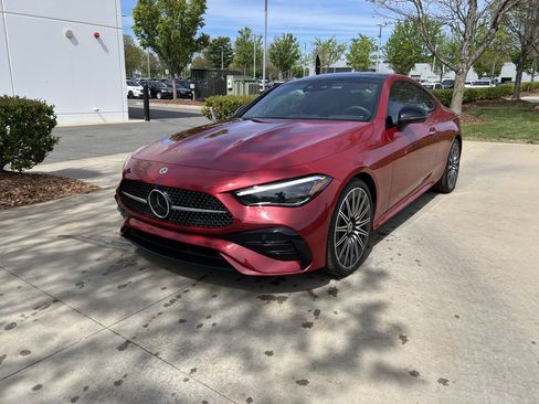 Used 2024 Mercedes-Benz CLE 450 4MATIC Coupe image 5