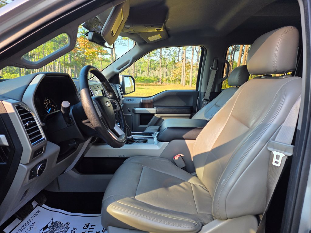 Used 2016 Ford F150 Lariat w/ Equipment Group 501A Mid RWD image 14