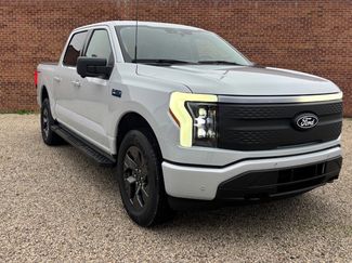 New 2025 Ford F150 Lightning Flash video 1