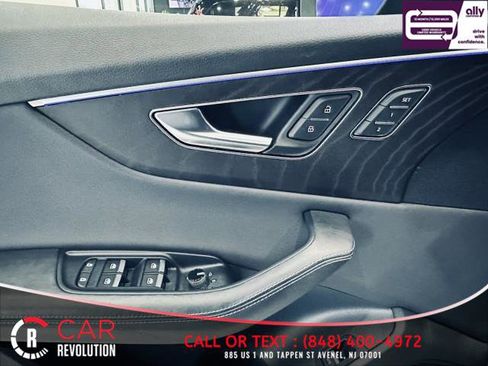 Used 2022 Audi Q8 Premium Plus w/ Premium Plus Package AWD/4WD image 14