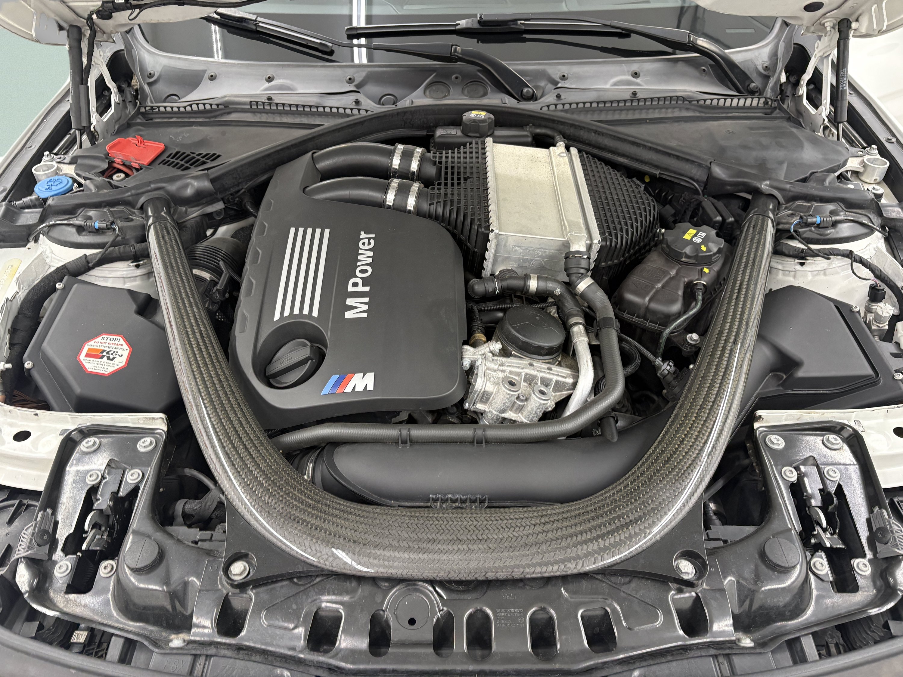 Used 2017 BMW M3 RWD image 9