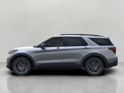 New 2026 Ford Explorer ST-Line w/ ST-Line Street Pack image 3