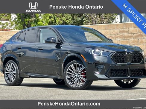 Used 2026 BMW X2 xDrive28i w/ M Sport Package AWD/4WD image 1