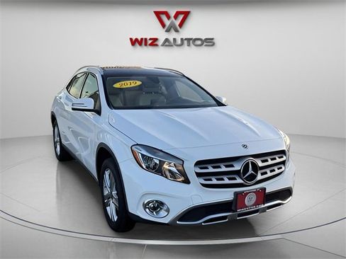 Used 2019 Mercedes-Benz GLA 250 GLA 250 image 3