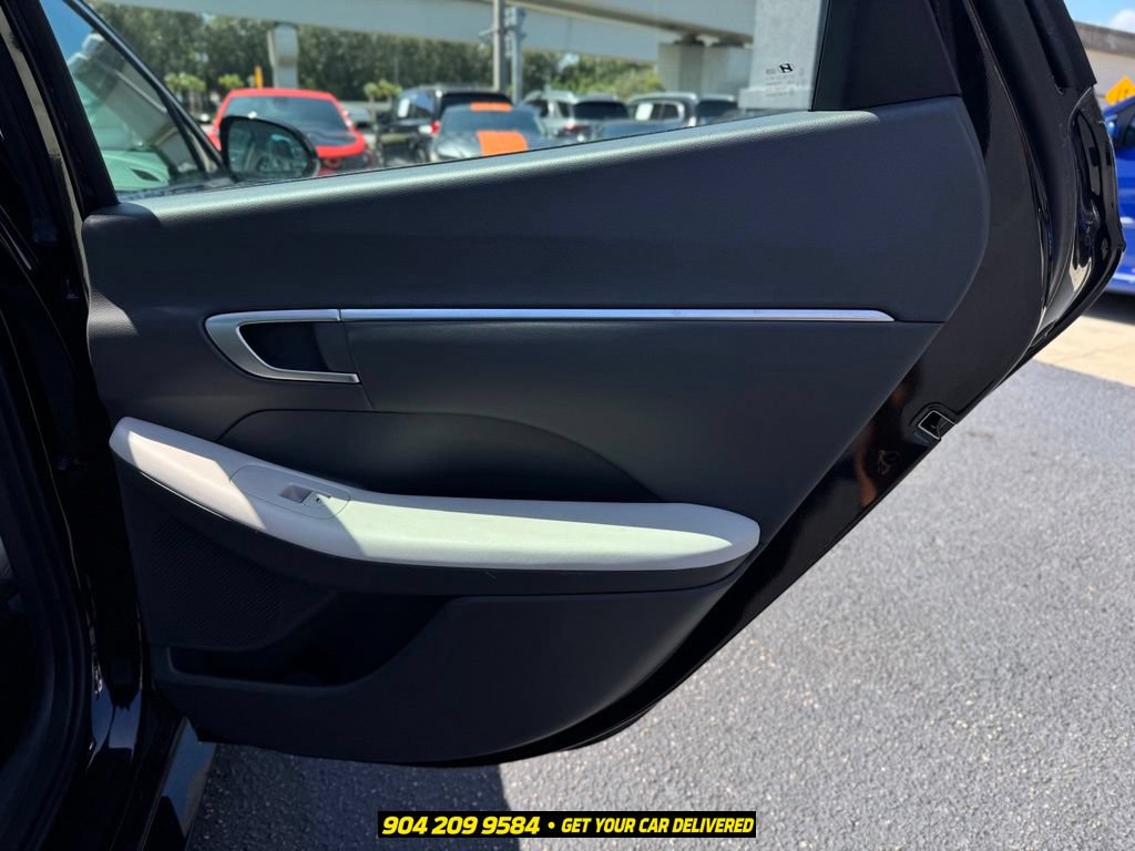 Used 2025 Hyundai Sonata SEL FWD image 22