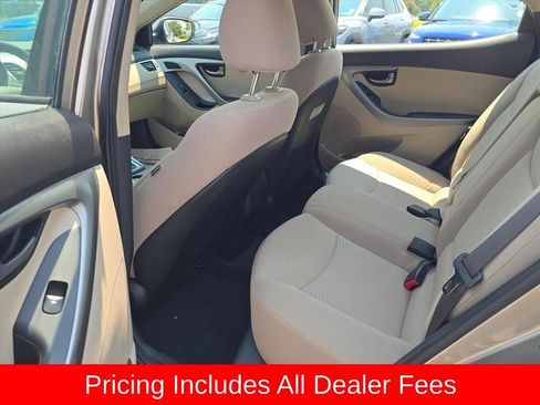 Used 2014 Hyundai Elantra SE FWD image 10