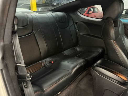 Used 2013 Hyundai Genesis 3.8 image 17
