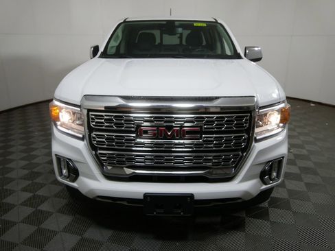 Used 2021 GMC Canyon Denali image 8