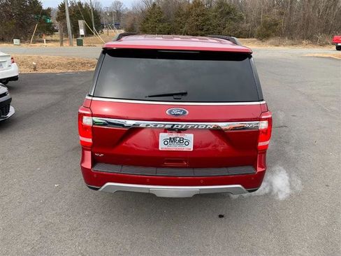 Used 2019 Ford Expedition Max XLT w/ Equipment Group 202A image 8