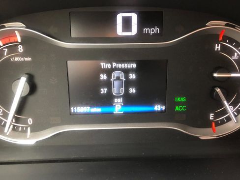 Used 2016 Honda Pilot EX-L image 17