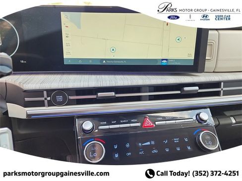 New 2025 Hyundai Santa Fe Calligraphy image 21