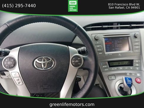 Used 2012 Toyota Prius Five FWD image 10