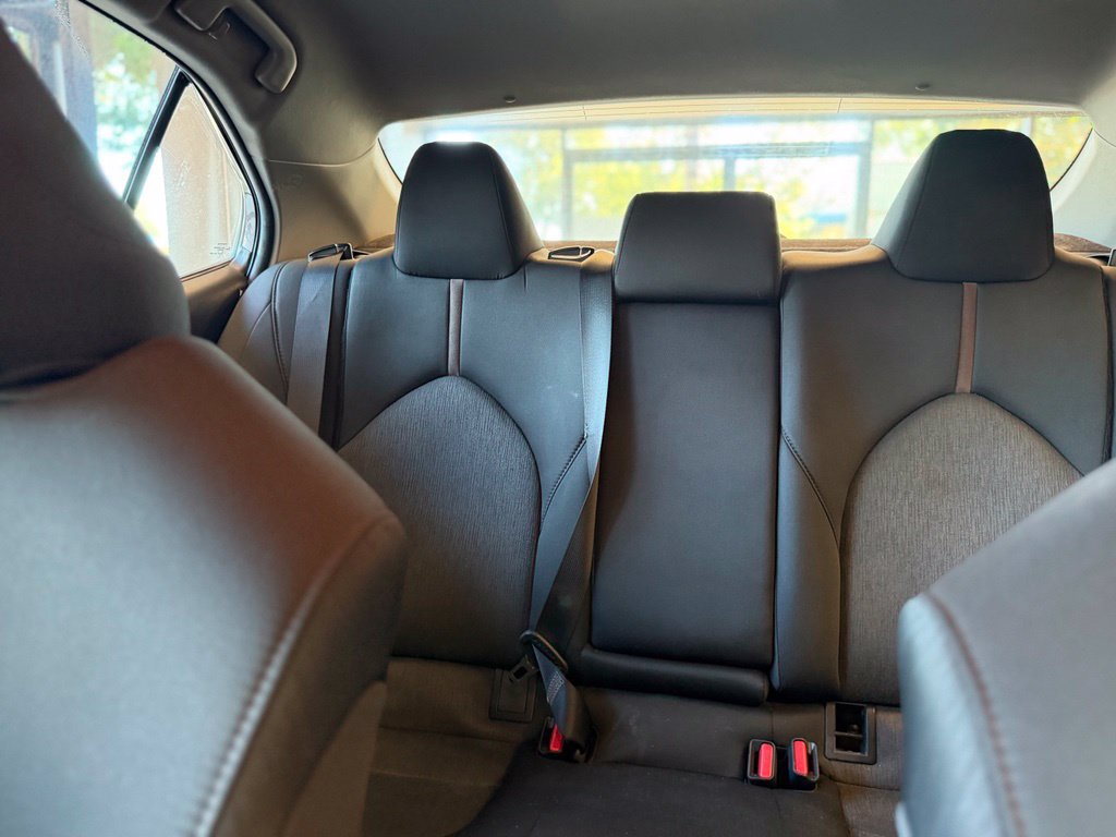Used 2020 Toyota Camry LE FWD image 12