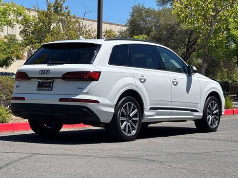 Used 2023 Audi Q7 2.0T Premium Plus AWD/4WD image 5