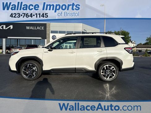 New 2026 Subaru Forester Premium AWD/4WD image 1