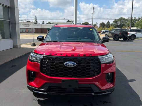 New 2026 Ford Explorer ST-Line AWD/4WD image 4