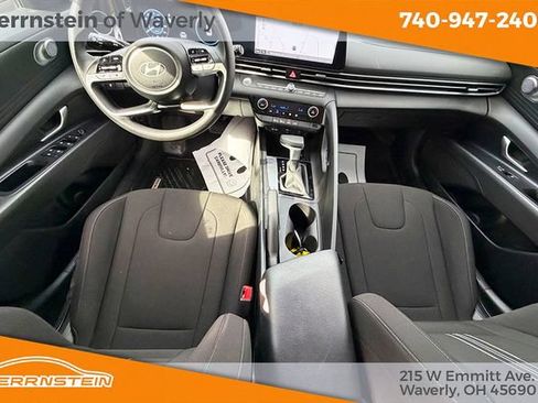 Used 2024 Hyundai Elantra SEL FWD image 10