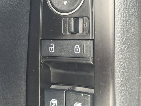 Used 2021 Kia Soul LX FWD image 32
