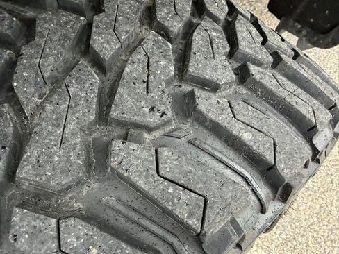 Used 2020 Ford F150 XLT image 9