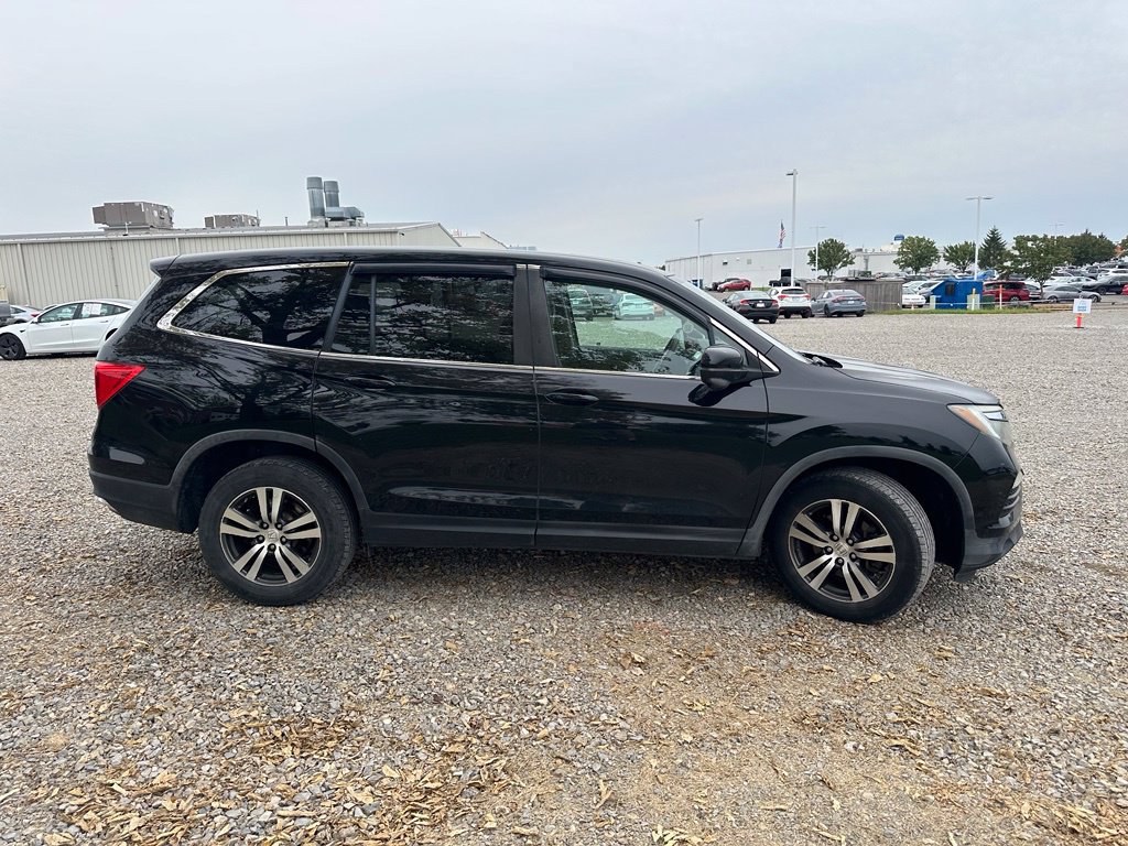 Used 2017 Honda Pilot EX image 10