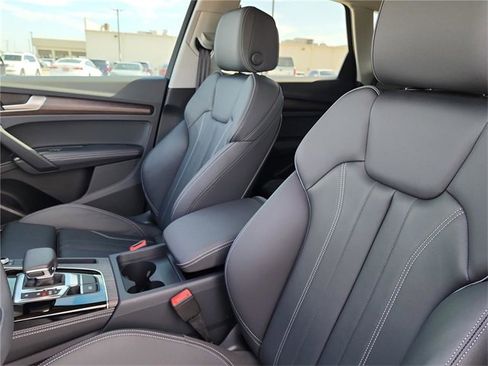 Certified 2025 Audi Q5 2.0T Premium Plus w/ Premium Plus Package image 24