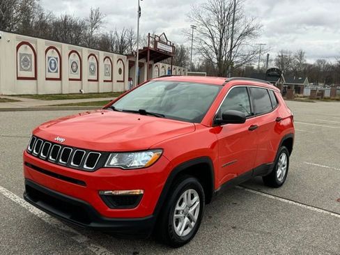 Used 2021 Jeep Compass Sport image 1