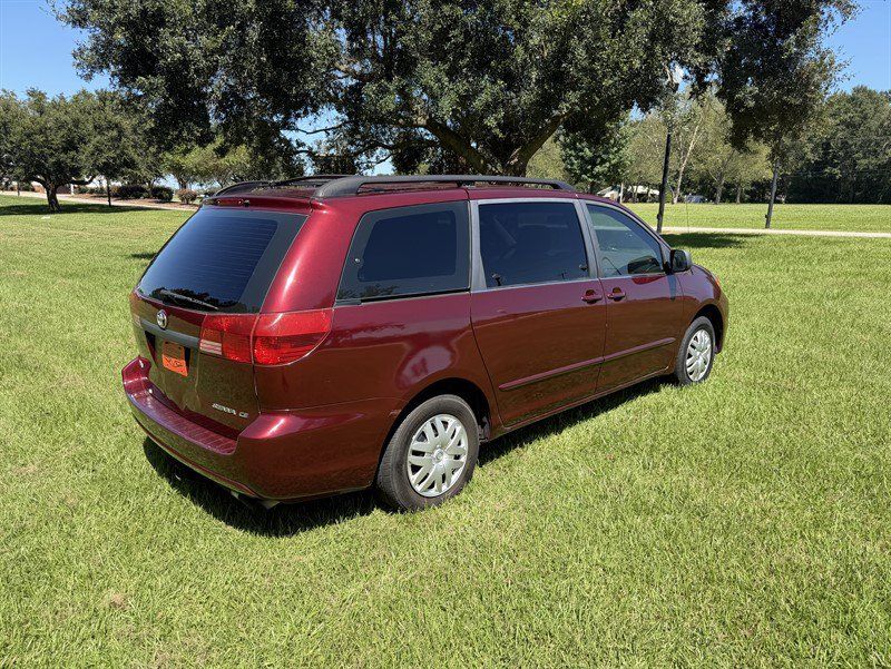 Used 2005 Toyota Sienna CE w/ CE Pkg 1 FWD image 3