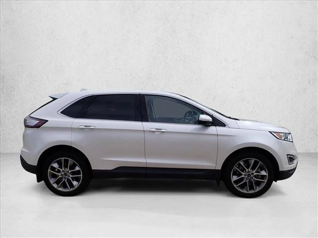 Used 2017 Ford Edge Titanium w/ Equipment Group 301A FWD image 9