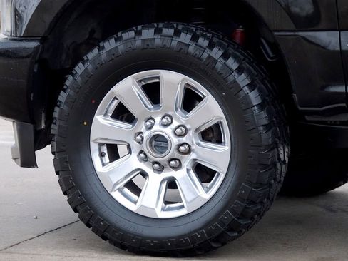 Used 2017 Ford F250 Platinum w/ Platinum Ultimate Package image 13