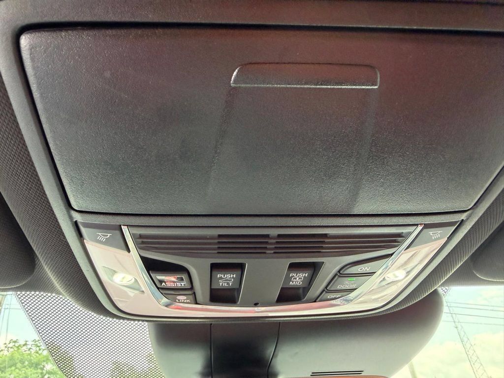 Used 2022 Acura RDX AWD image 34