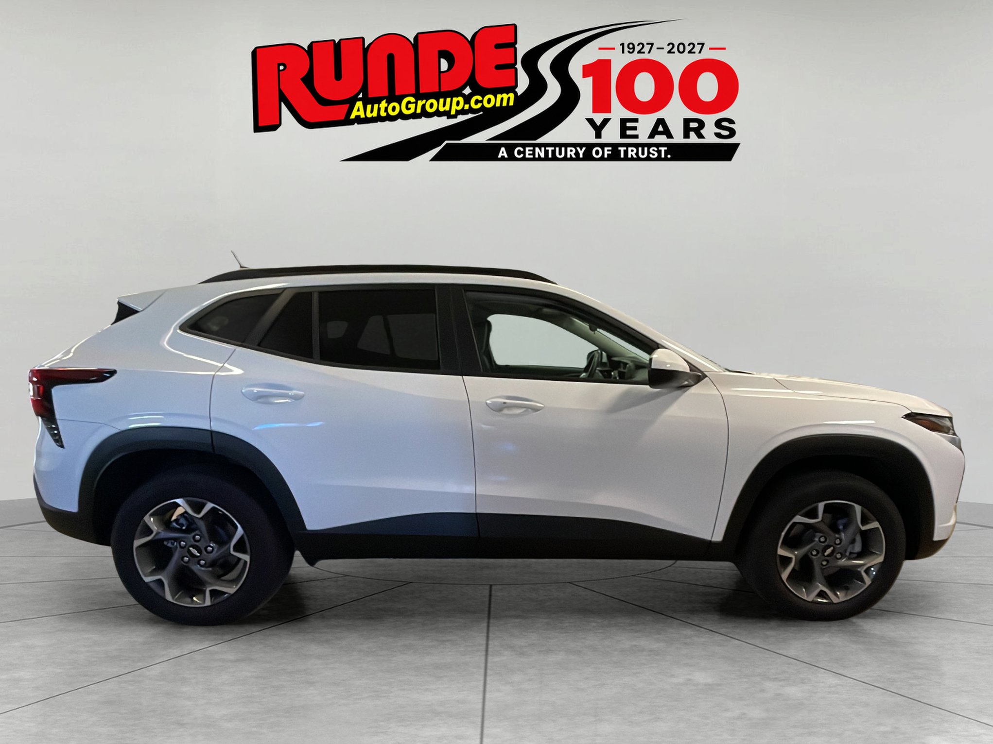 Used 2025 Chevrolet Trax LT w/ Driver Confidence Package FWD image 8