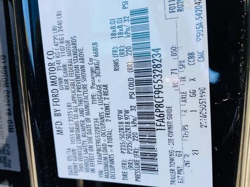 Used 2016 Ford Mustang GT RWD image 26