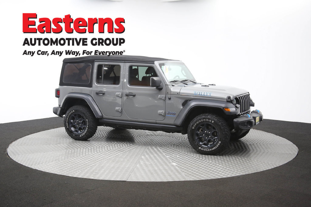 Used 2023 Jeep Wrangler Unlimited w/ Cold Weather Group AWD/4WD image 50