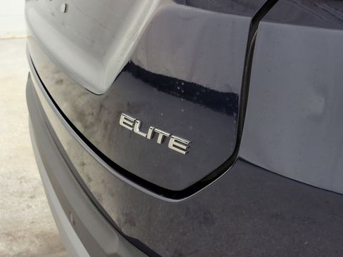 Certified 2025 Honda Pilot Elite image 12