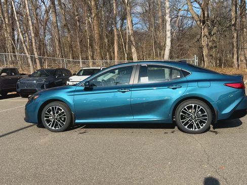 New 2026 Toyota Camry XLE AWD/4WD image 5