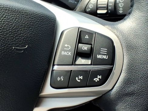 Used 2023 Ford Explorer XLT w/ Equipment Group 202A AWD/4WD image 26
