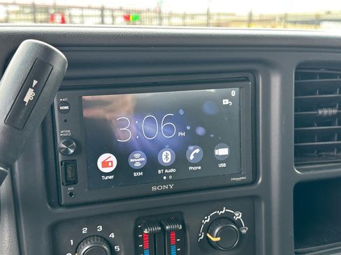 Used 2006 Chevrolet Silverado 1500 LT w/ Light Duty Power Package image 39