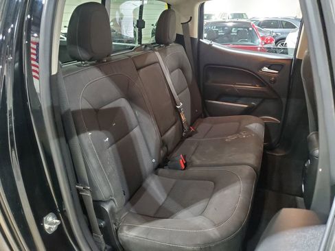 Used 2020 Chevrolet Colorado LT w/ Safety Package image 18