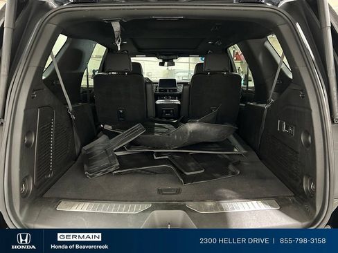 Used 2023 Chevrolet Tahoe Z71 w/ Luxury Package AWD/4WD image 31