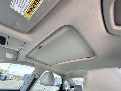 Used 2023 Honda Civic Touring image 18