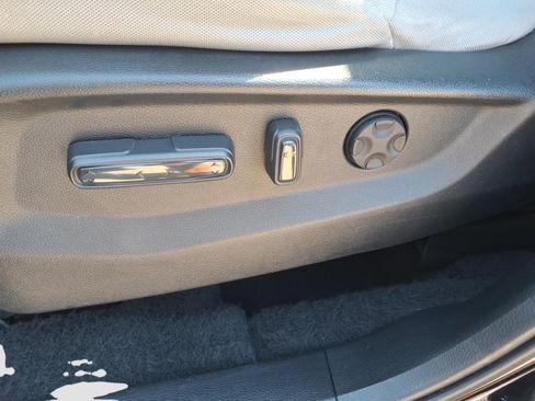 Used 2020 Honda CR-V EX image 17