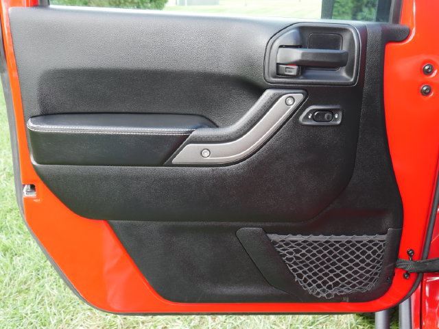 Used 2018 Jeep Wrangler Sport AWD/4WD image 11
