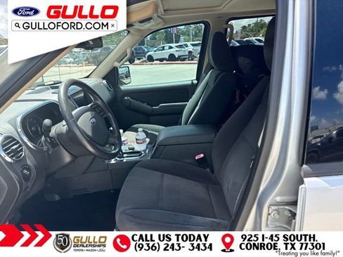 Used 2010 Ford Explorer XLT RWD image 5