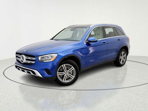Certified 2022 Mercedes-Benz GLC 300 image 1