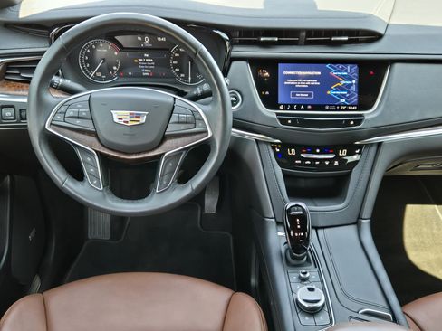 Used 2024 Cadillac XT5 Premium Luxury FWD image 25