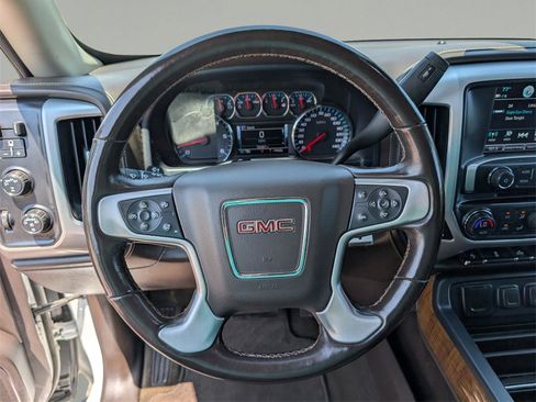 Used 2018 GMC Sierra 1500 SLT image 21