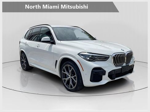 Used 2022 BMW X5 xDrive40i AWD/4WD image 1