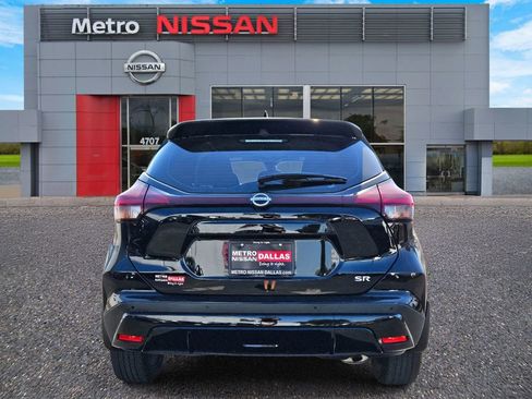 Certified 2023 Nissan Kicks SR image 4