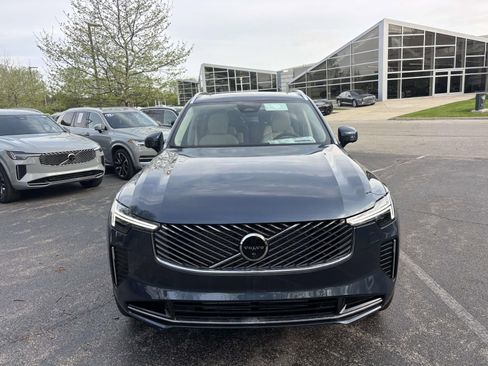 New 2026 Volvo XC90 T8 Ultra w/ Protection Package Premier AWD/4WD image 2