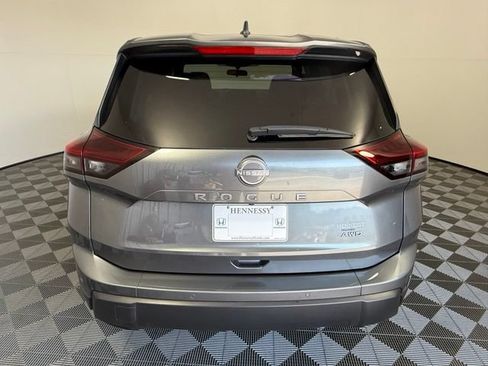 Used 2025 Nissan Rogue S AWD/4WD image 5